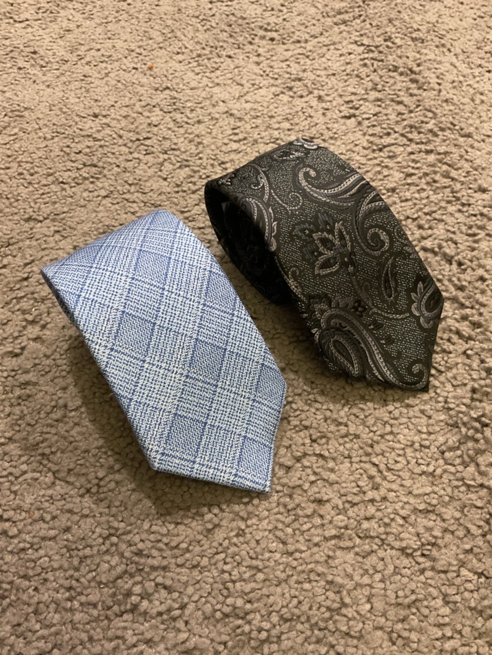 Michael Kors Blue Plaid & FREE Bespoke Black Paisley Neck Tie Lot 2 Preppy Party
